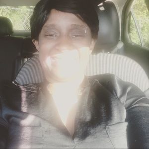 Meet your Posher, Sharonda